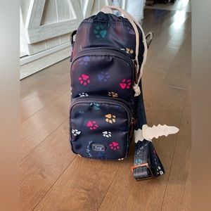 Lug Paws Navy Huggie Crossbody Bottle Holder